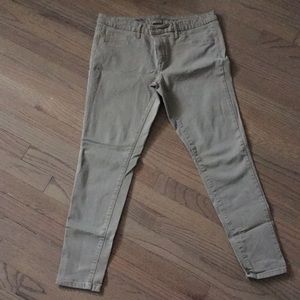 Mid Rise Denim Legging